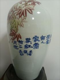 景德镇当代陶瓷艺术名家孙燕明作品，高温青花釉里红绘画瓷瓶.红叶小鸟，全品相完好高42Cm售价3万