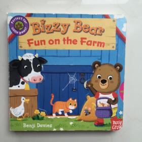 英文原版  Bizzy Bear: Fun on the Farm [Board book]  儿童绘本  纸板书