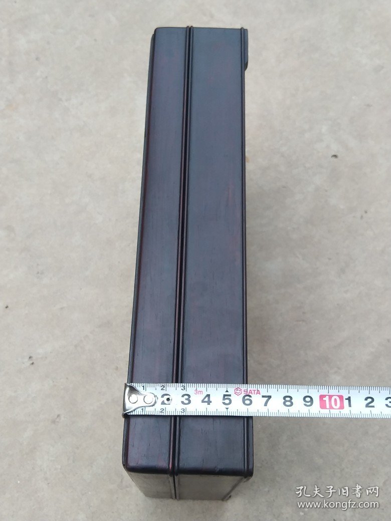 精品典藏:清同治年 大红酸枝木盒【易经精华】木印大开本全套，保存完整，无虫蛀、无鼠咬，包老保真，品相如图！