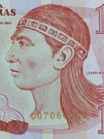 洪都拉斯纸币，主币：1伦皮拉。为民族英雄伦皮拉，背图为玛雅文化遗址！印刷精美凸凹分明！是收藏各国货币的首选！