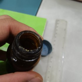 河北东风制药厂七十年代0.05克百喘朋片玻璃药瓶老药标包装