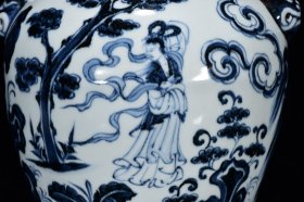 元青花后羿射日纹虎头梅瓶33*21m