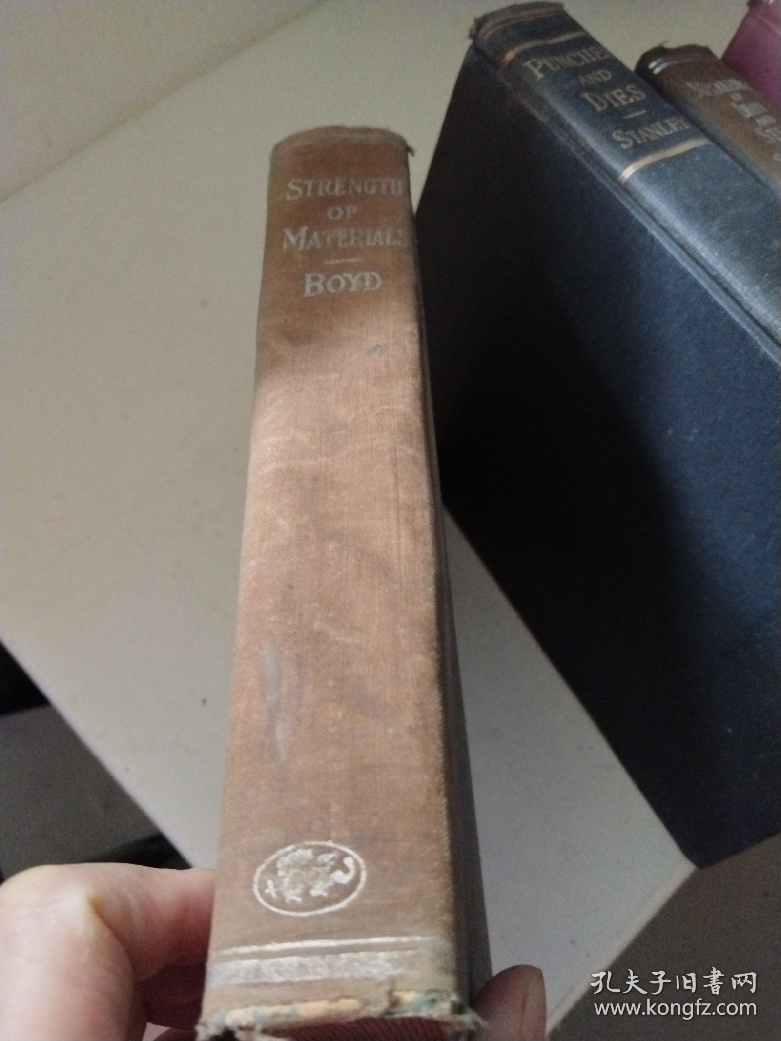 strength of materials 布面硬精装