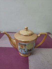 喜字鸳鸯戏水图瓷壶