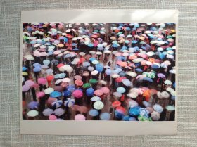 《伞会》摄影作品 2009“瓯江行”丽水摄影大展 拍摄地点：丽水缙云