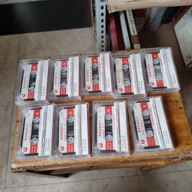 英语初级听力[磁带]（1～9）9盒合售