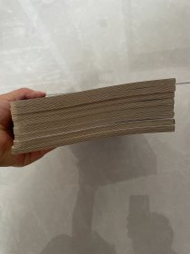 巧虎的欢乐成长小剧场 （益智小天地）《走，一起去看小怪兽》《再玩10分钟就回家》《开心野餐》《大卡车和布娃娃》《我比爸爸还勇敢》《魔法抱抱》《山顶的宝藏》《巧虎奇梦记》（全八册）