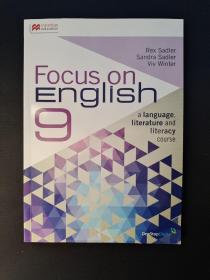 Focus on English 9 Student Book  16开