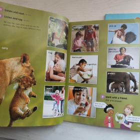 NATIONAL GEOGRAPHIC OUR WORLD PHONICS 3+STUDENT'S BOOK 3（共2册合售/附光盘）