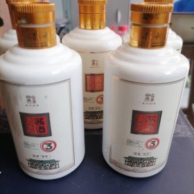 美美酱酒小酒瓶5个合售