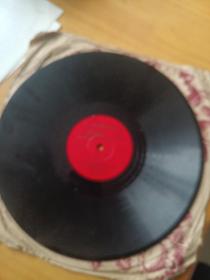 黑胶唱片，《公社的山啊，公社的水。山乡好风光》女声独唱，麦芝颜。