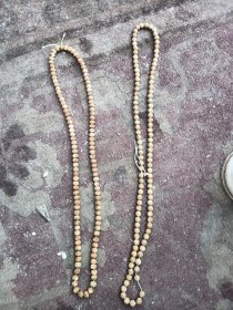 菩提珠子两串。标的是两串一起的价格。