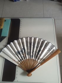 国家一级美术师、中国艺术家协会书画研究会理事、中国书画协会理事姜云京扇面雕刻扇骨