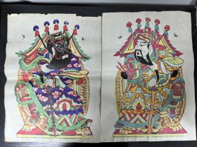 凤翔木版年画门神一对 老纸老画 保存时间较长 边角有破损 尺寸54.5*38.5厘米 品相以图为准 色彩鲜艳 图案完整