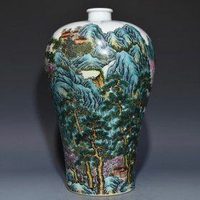 清雍正粉彩山水纹梅瓶，高38cm直径23cm
