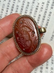 玛瑙材质镶嵌铜工艺