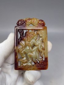 古玉镂空雕刻玉牌，沁色好。人物，鹿题材。