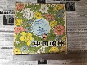 杂项：黑胶唱片，人民军队永远向太阳，尺寸如图，1978年出版，品相如图