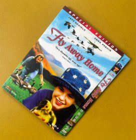 伴你高飞（返家十万里）DVD 盛佳独家D9，带国语配音+中文字幕+花絮，1996年根据真实故事改编的美国温情励志片，杰夫·丹尼尔斯、安娜·帕奎因主演，一个亲情、梦想、环保交织的动人故事，拍的很美，温暖得叫人热泪盈眶。