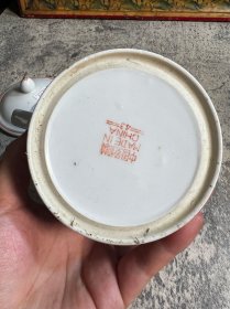 567瓷，新粉彩，70年代手绘山水茶杯，底小飞皮y