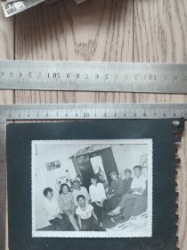 80年代~黑白老照片集体~2张合售2