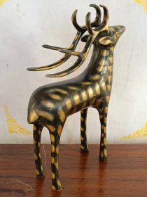 老铜鹿摆件一个,保存完好品相如图