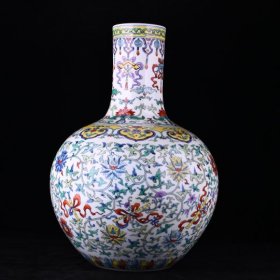清乾隆斗彩缠枝莲八宝如意纹天球瓶
