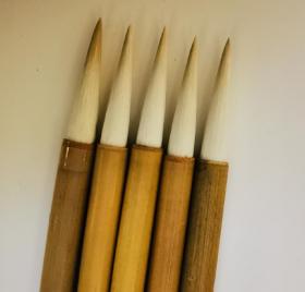 80年代苏州湖笔金鼎牌珠圆玉润，口径0.75出锋3.3，标价为单支价格