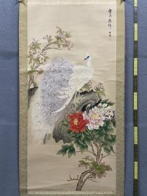 湖北籍画家云茜（云南琴）七十年代精品工笔花鸟《繁花簇锦》