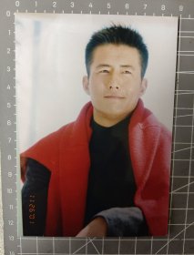 高曙光 高树光照片9张合售，当代歌坛杂志社早期原版5寸老照片，实物拍摄有现货，要了可以直接下单。 抽13－1－001