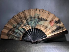 檀木手绘折扇。