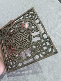 镂空挂牌