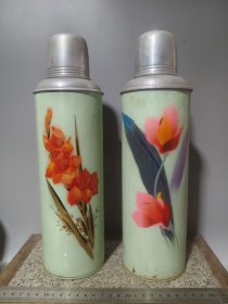 #24101309，民俗物件，六七十年代海鸥多小暧水瓶，品如图。