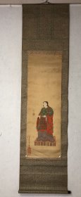 画206精品回流 人物图立轴，绢本纸裱原裱，檀木轴头缺一个，画芯34×101厘米，款印如图，品相如图老旧多黄斑脱胶，手绘精品放心收藏！