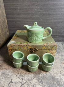 现代，龙泉青釉茶具一套