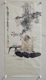 吴桐，当代画家，江苏画院高级画师，北京燕山书画院专业画家，艺术馆研究员。该作品为零八年创作。品相自然旧如图，尺寸为69x34