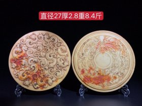 和田玉璃龙玉合璧，雕刻精细，层次分明，纹理清晰，色彩艳丽，包浆浓郁，保存完好！