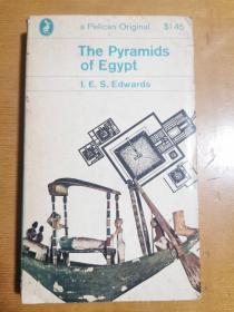 英文原版：The pyramids of egypt