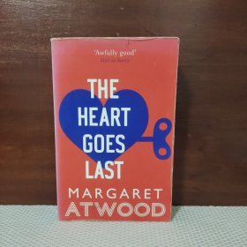 The Heart Goes Last【英文原版】