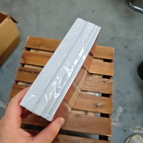 以文化为津梁 鲁迅挚友内山兄弟书藏及新文学专场+2024年春季书刊资料文物同步拍卖会一古籍善本资料专场。三金石碑帖资料专场。四书画笔墨文玩杂项专场。共4册合售。全新未开封