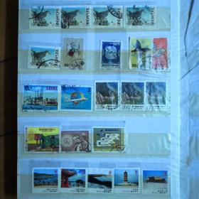 信销邮票 盖销邮票 一册300多枚合售，中国邮票、港澳台以及其他国家邮票