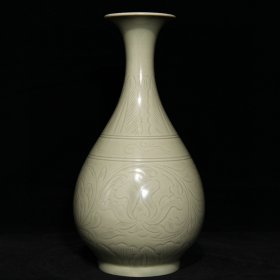 宋越窑刻花卉纹玉壶春瓶，高31cm直径16cm