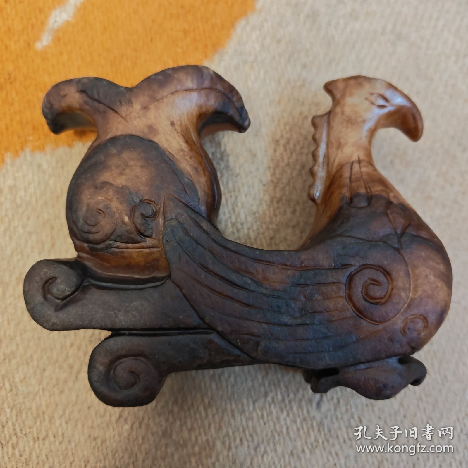 老玉摆件一个重392克放漏出