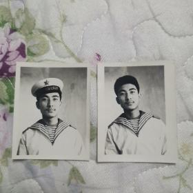 老照片—海军单人照片2张（95品）
