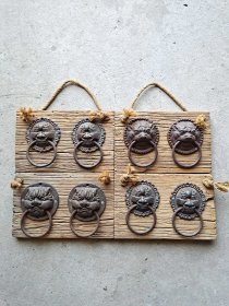 风化老门板配铸铁兽首门挂，已清洗打磨干净 完整全品