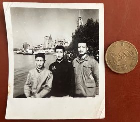 老照片 品相尺寸以图为准 货号：16709 五十年代老三友小合影