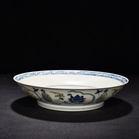 明成化斗彩一束莲花卉纹盘 高5厘米 宽22.2厘米 1200