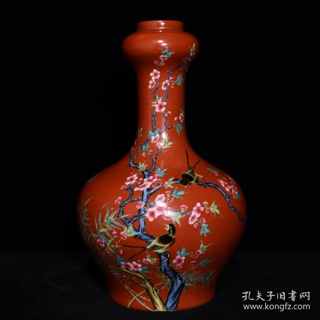 雍正矾红粉彩喜鹊闹梅纹蒜头瓶，高32cm直径20cm