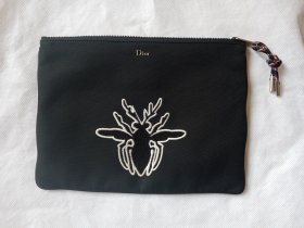 正品迪奥Dior黑色蜜蜂织物手拿包（二手95新）
