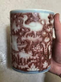 釉里红笔筒